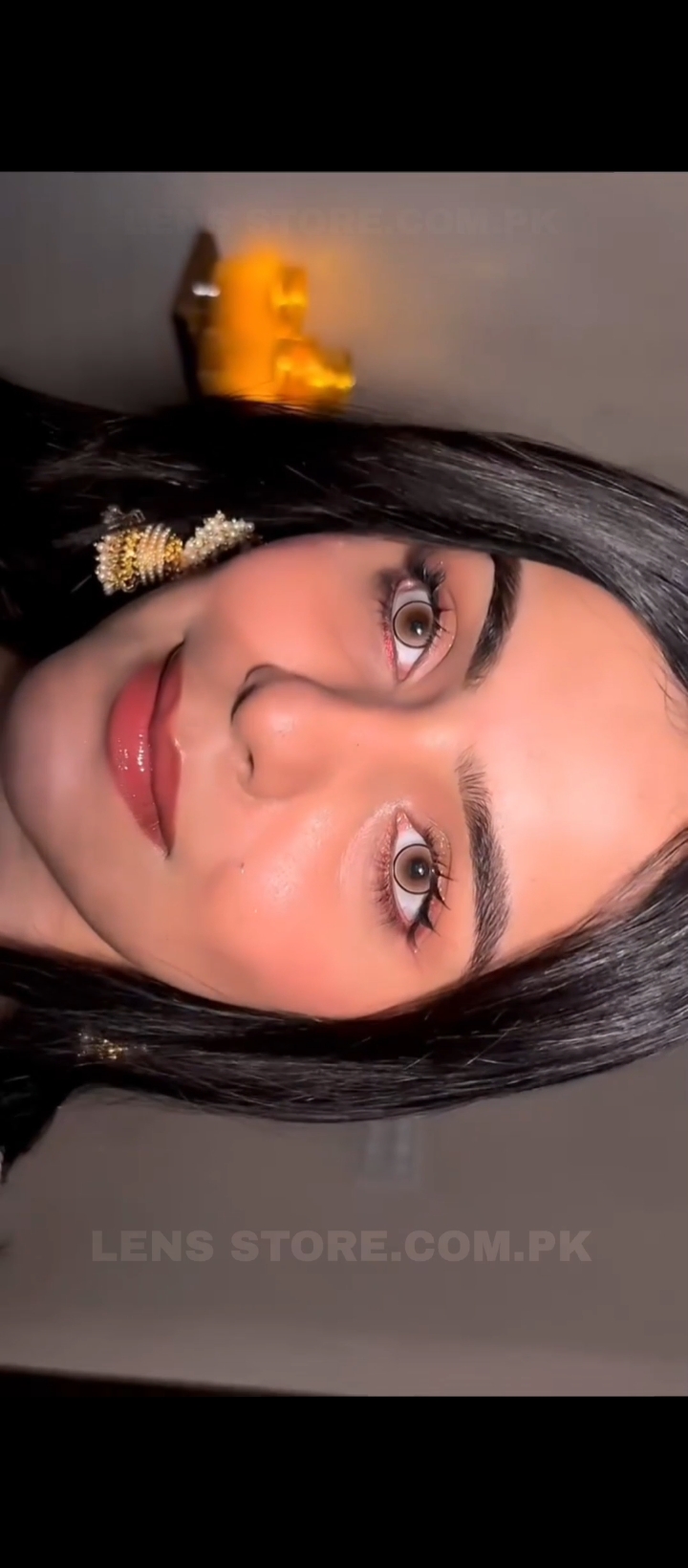 Woody Gray Contact Lenses – Shade of the Day