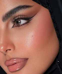 Alternative view of Daily Ash Brown Contact Lenses